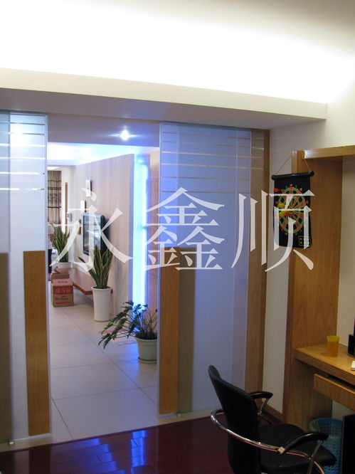 100㎡現代簡約一居裝修案例 福州門業精選搭配，打造通透生活空間